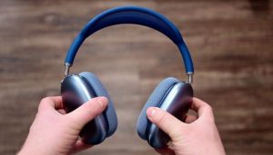 Tai nghe trùm đầu