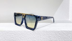 Mắt kính Louis Vuitton chính hãng