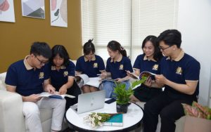 Môi trường học tập tốt và cơ hội giao lưu với sinh viên khác