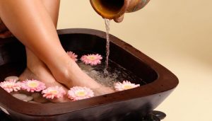 Ngâm chân thảo dược là gì