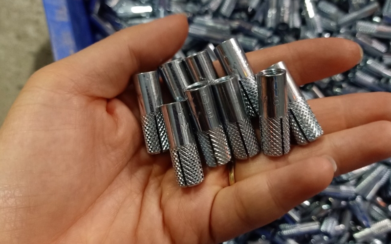 yếu tố ảnh hưởng đến báo giá tắc kê