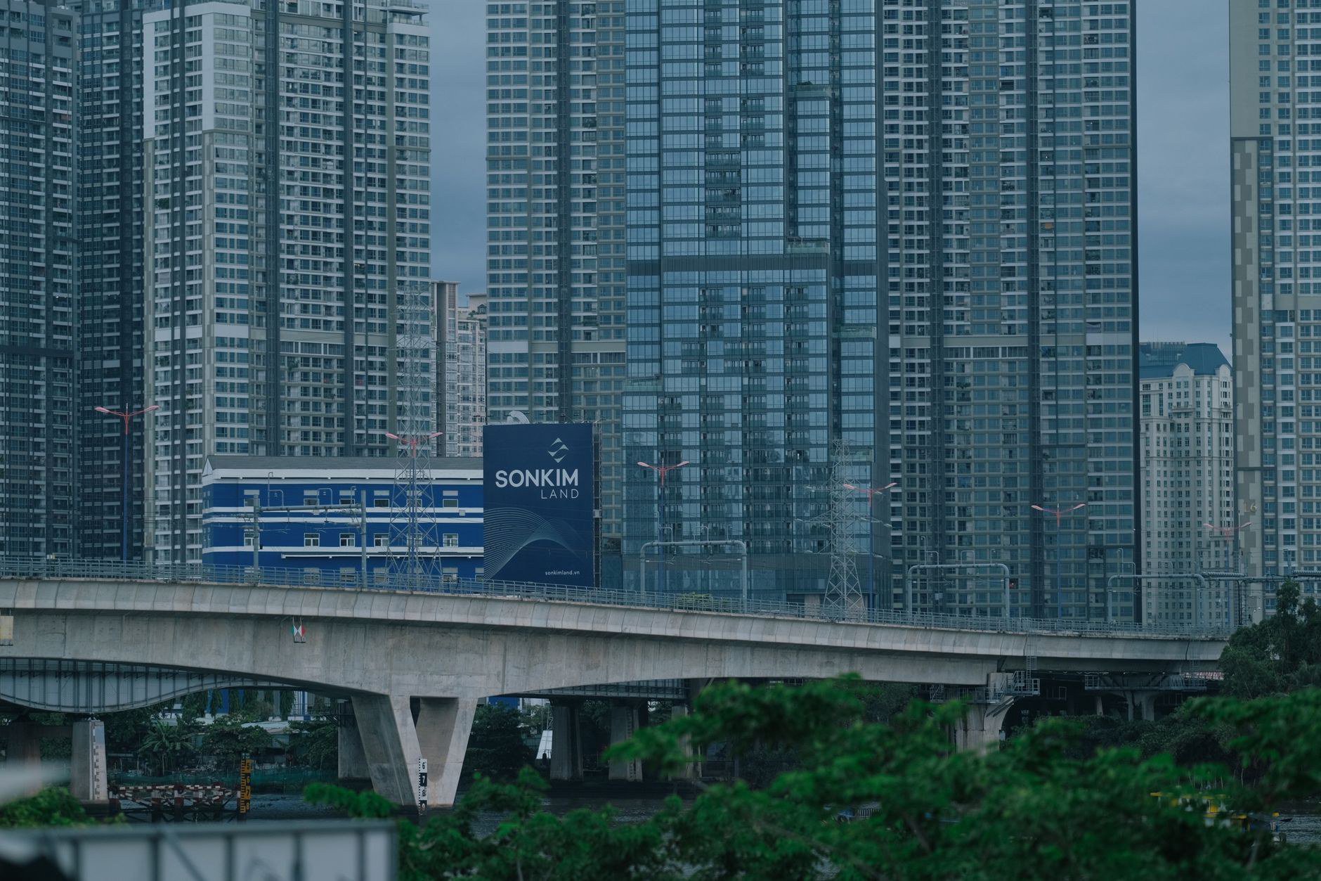 Người nước ngoài cư trú tại Việt Nam có thể mở kinh doanh gì?