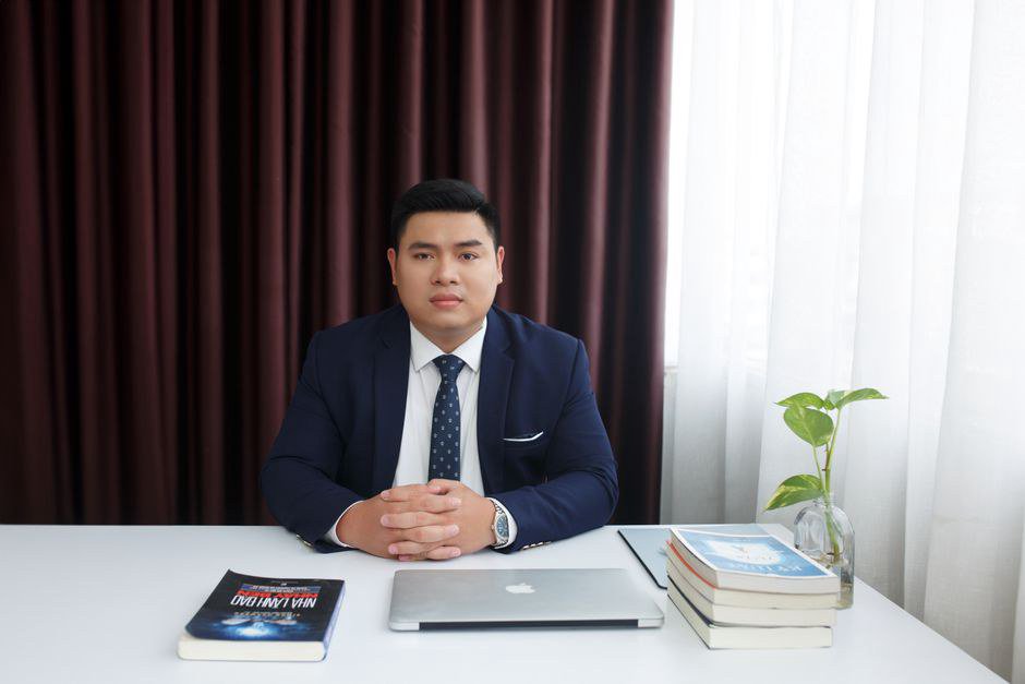 Mua ghế giám đốc: cách chọn cho văn phòng mới